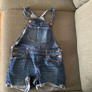 Overall shorts